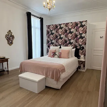 La Rose Des Vins *
