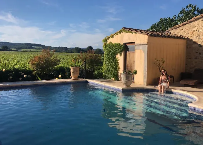 La Rose Des Vins Pouzolles